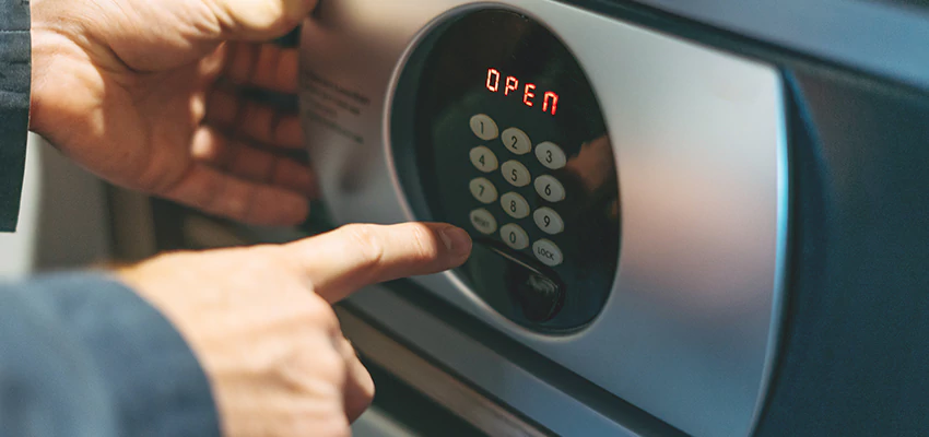 Cash Safe Openers in South Pasadena, California